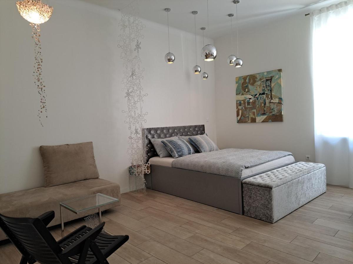 Appartement Slovenian Art Story à Ljubljana Extérieur photo