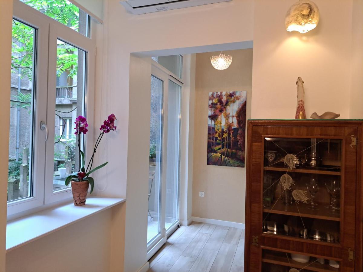 Appartement Slovenian Art Story à Ljubljana Extérieur photo